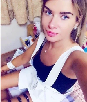 Inès